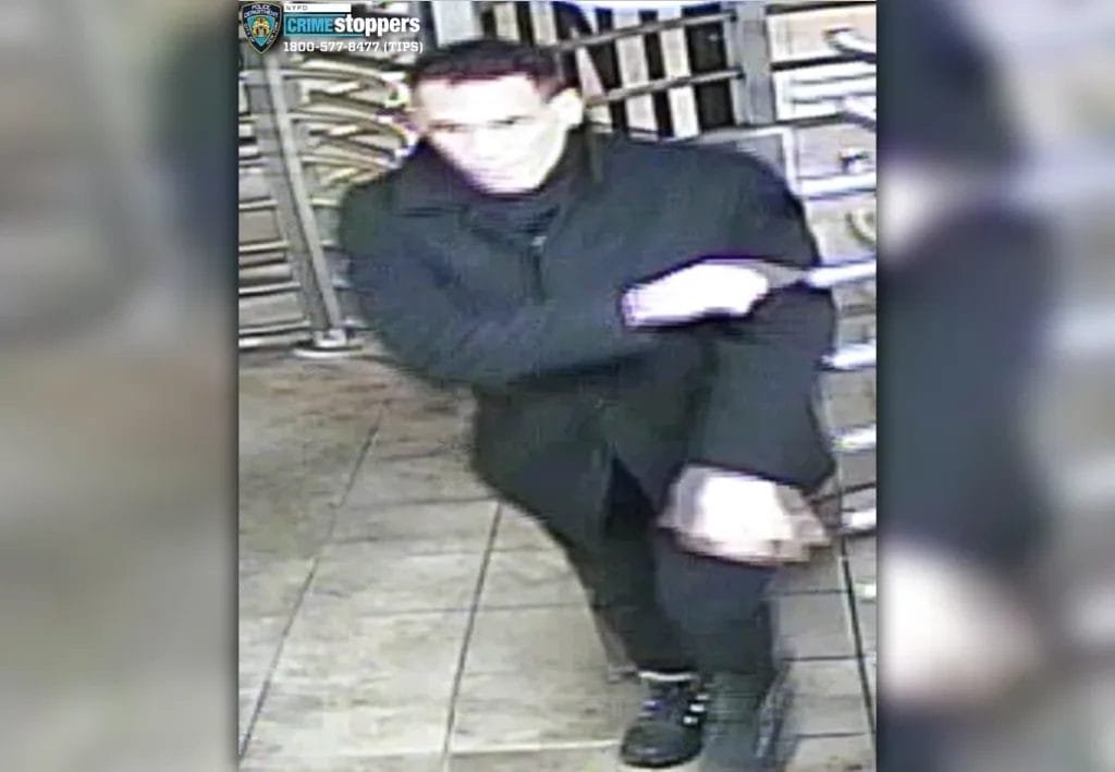 Man punches MTA subway operator in face in Queens; asked, ‘Do you know me?’