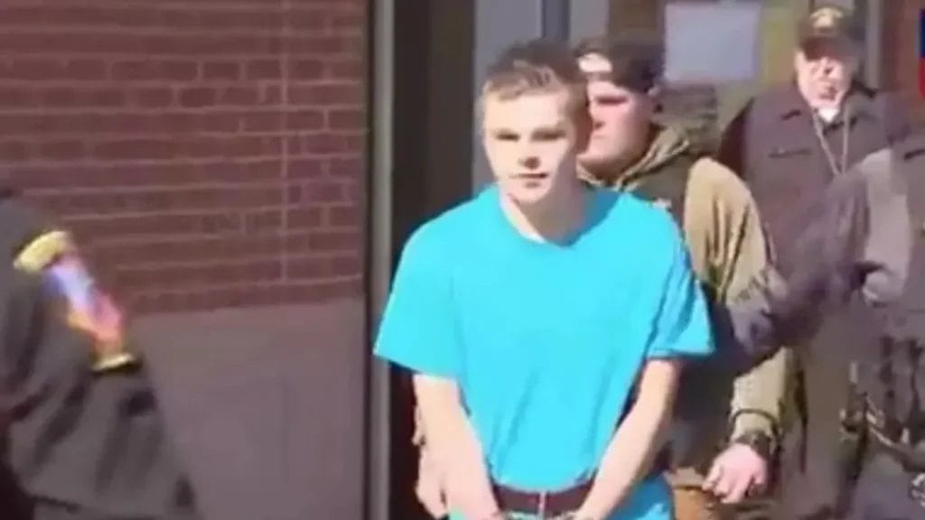 High School Senior, 18, Faces 300 Felony Charges in Catfishing & Sextortion Racket Targeting Minors