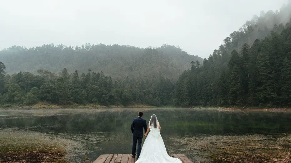 Chicago Couple’s Dream Mexico Wedding Upended by Cartel Chaos