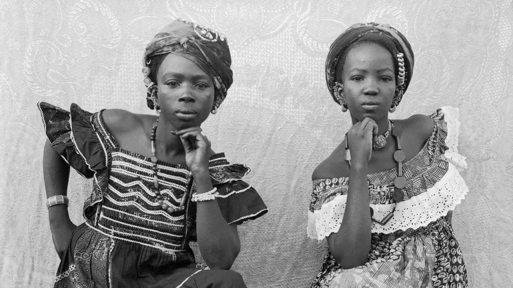 Seydou Keïta’s Vibrant Portraits of Mali’s Independence Era