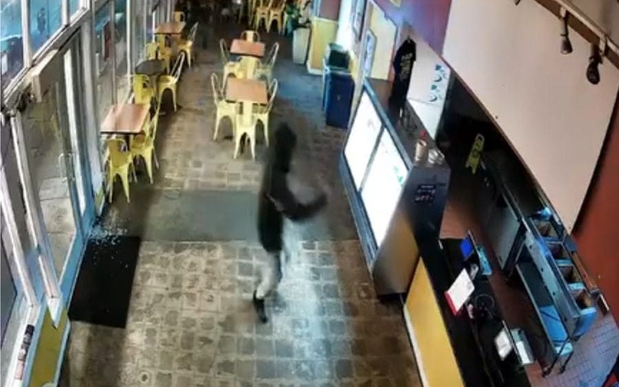 Burglary at Beloved Oakland BBQ Spot Caught on Video