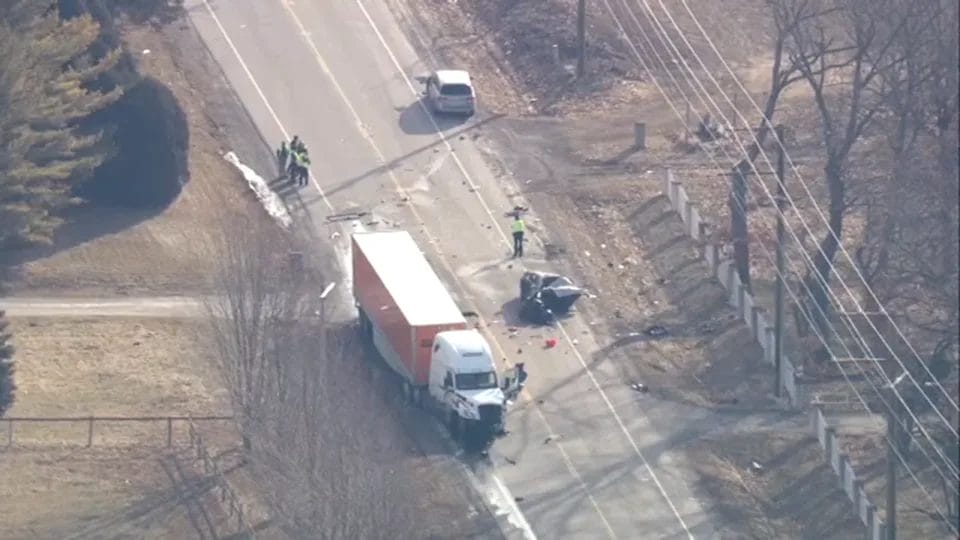 2 killed in head-on crash with semi in Wadsworth: Sheriff’s Office