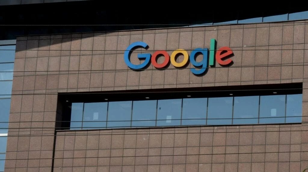 Pensions Bet That Google Will Still Be Raking in Cash a Hundred Years From Now