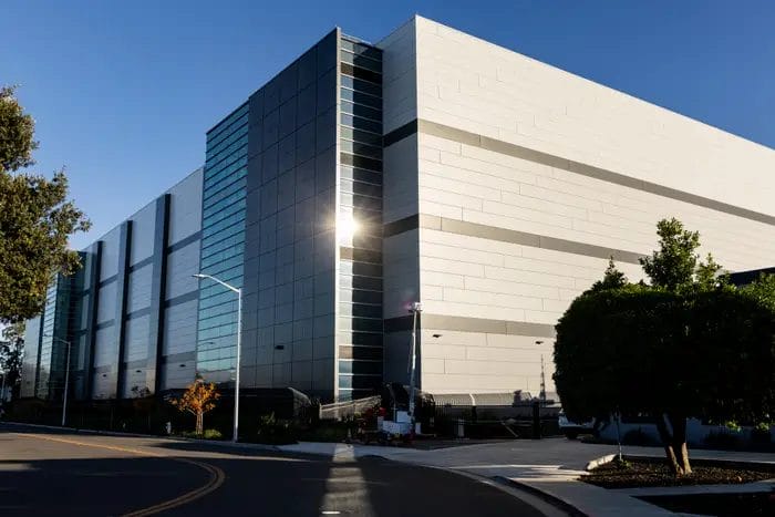 Blue Owl shopped debt for a CoreWeave data center. Lenders weren’t sold.