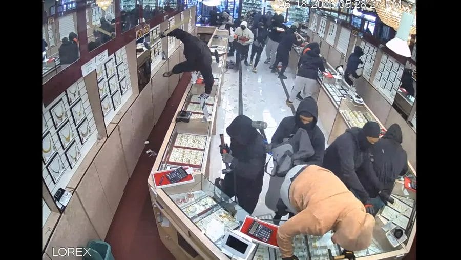 Thieves Ransack Fremont Jewelry Store: Chaos Caught on Camera