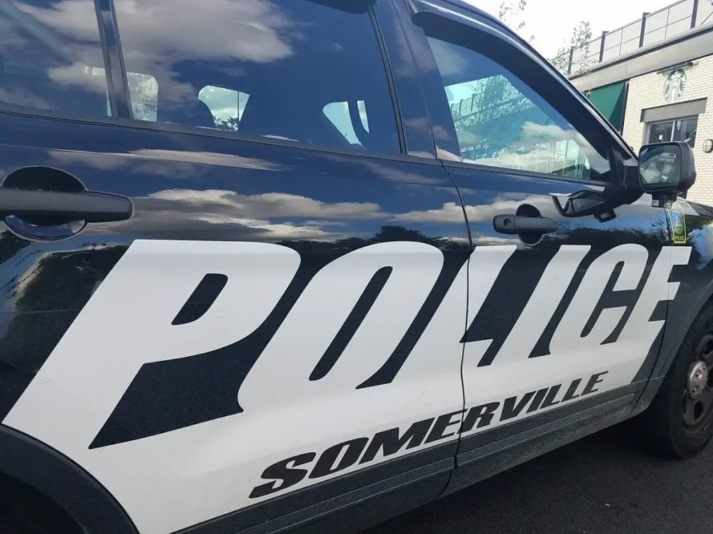 Somerville Police Investigating Afternoon Conveince Store Robbery: Report