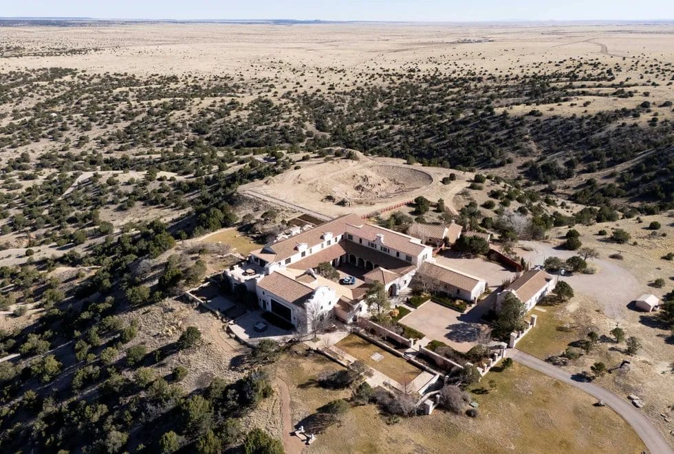 Intruder breaks into Epstein’s Zorro Ranch, hands Dem lawmakers explosive evidence