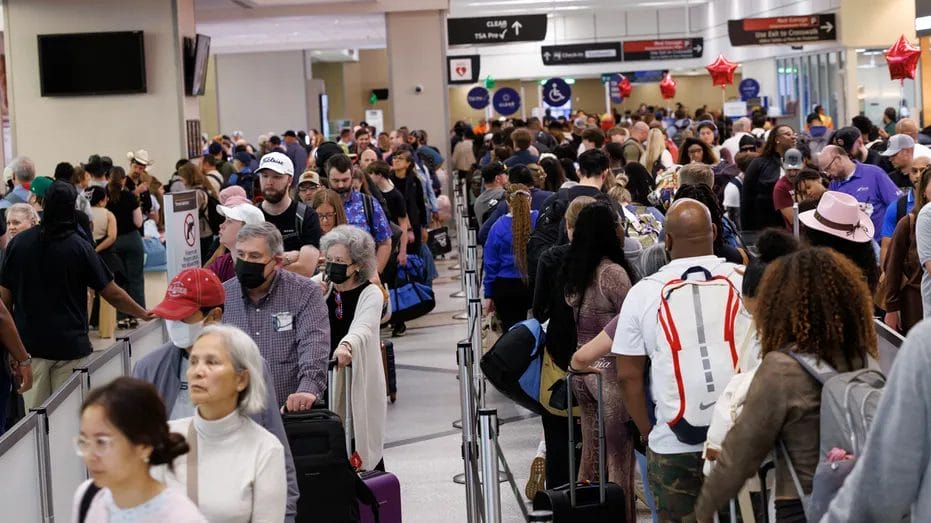 DHS shutdown sparks airport chaos, travelers told to arrive 4 hours early