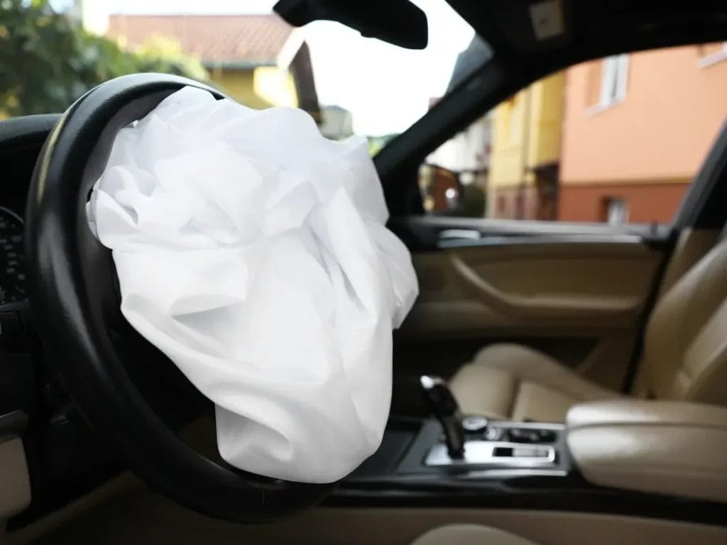 Distracted Driving Crackdown Underway In CT — Here’s What The Data Shows