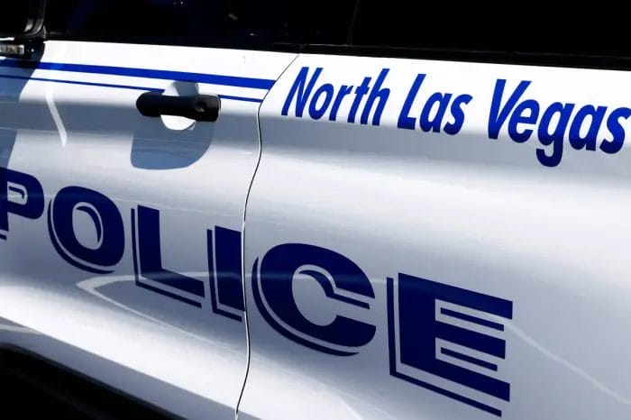 North Las Vegas car crash kills 1 female and injures another